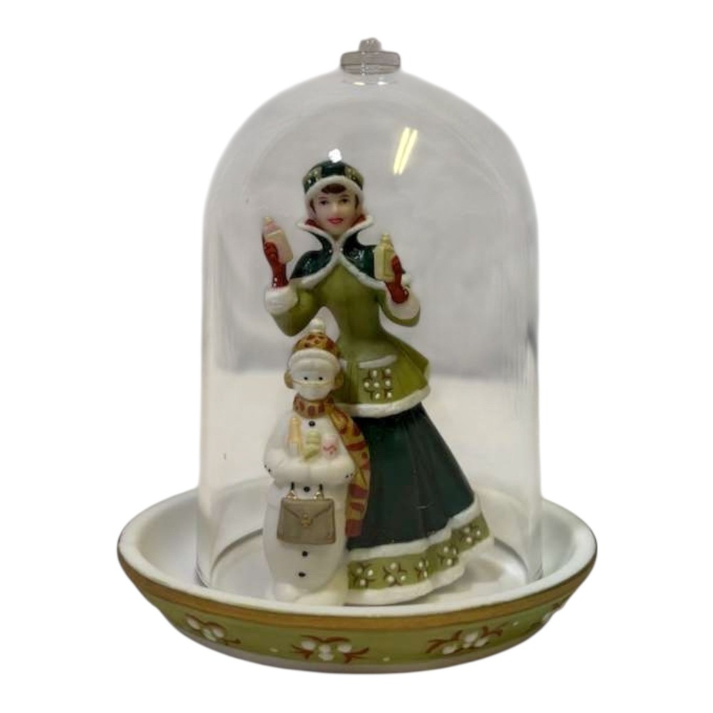 Vtg 2003‎ Avon Mrs. Albee President's Club Sales Award Porcelain Figurine Box